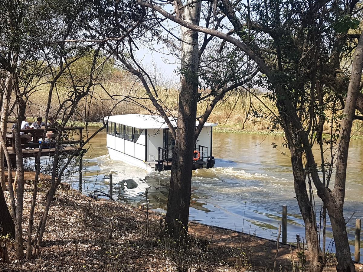 Kosmos Harties Is Africa Safari Lodge מראה חיצוני תמונה