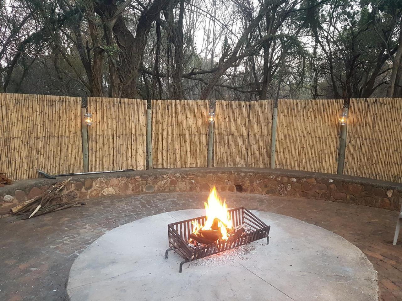Kosmos Harties Is Africa Safari Lodge מראה חיצוני תמונה