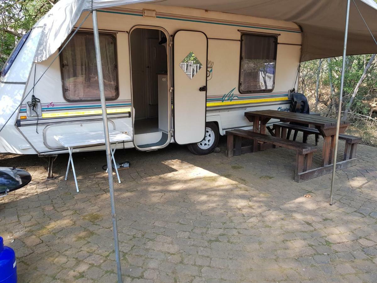 Kosmos Harties Is Africa Safari Lodge מראה חיצוני תמונה
